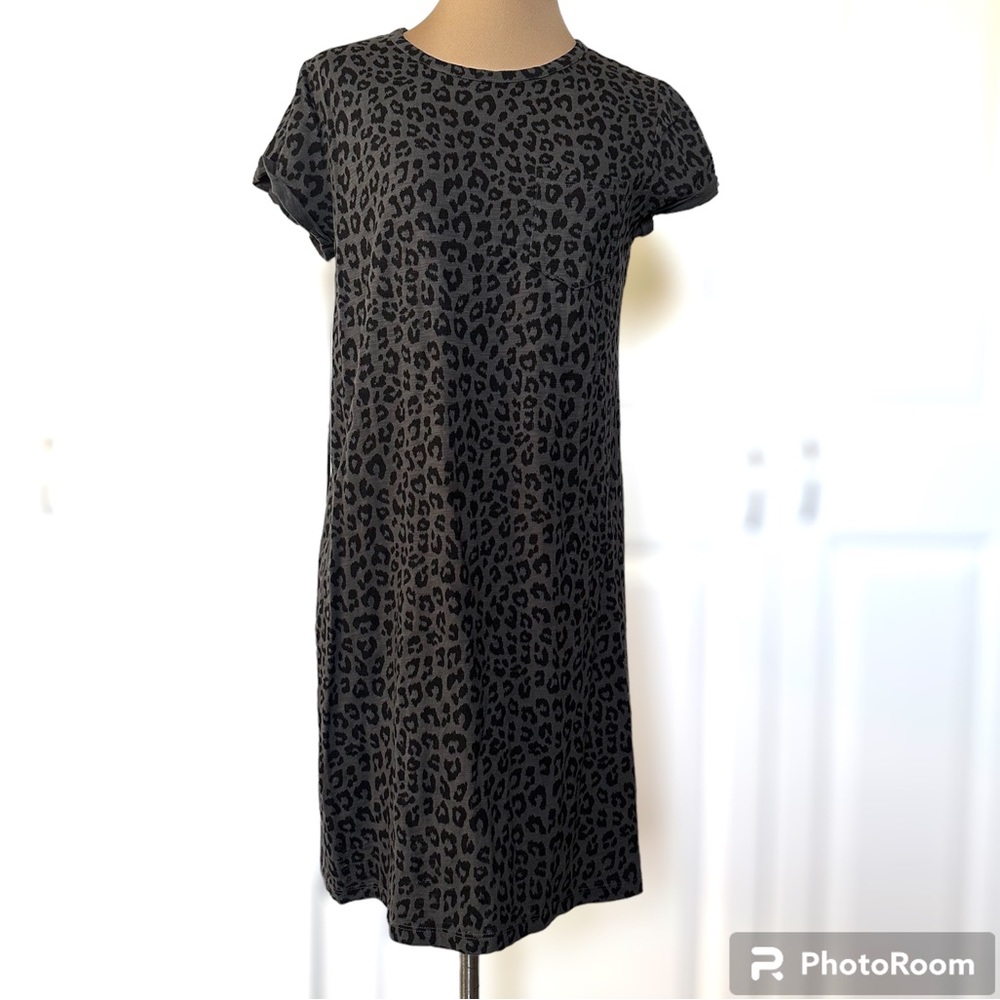 Leopard Print Pocket T Shirt Dress Short Sleeve 100% Cotton Gray Small